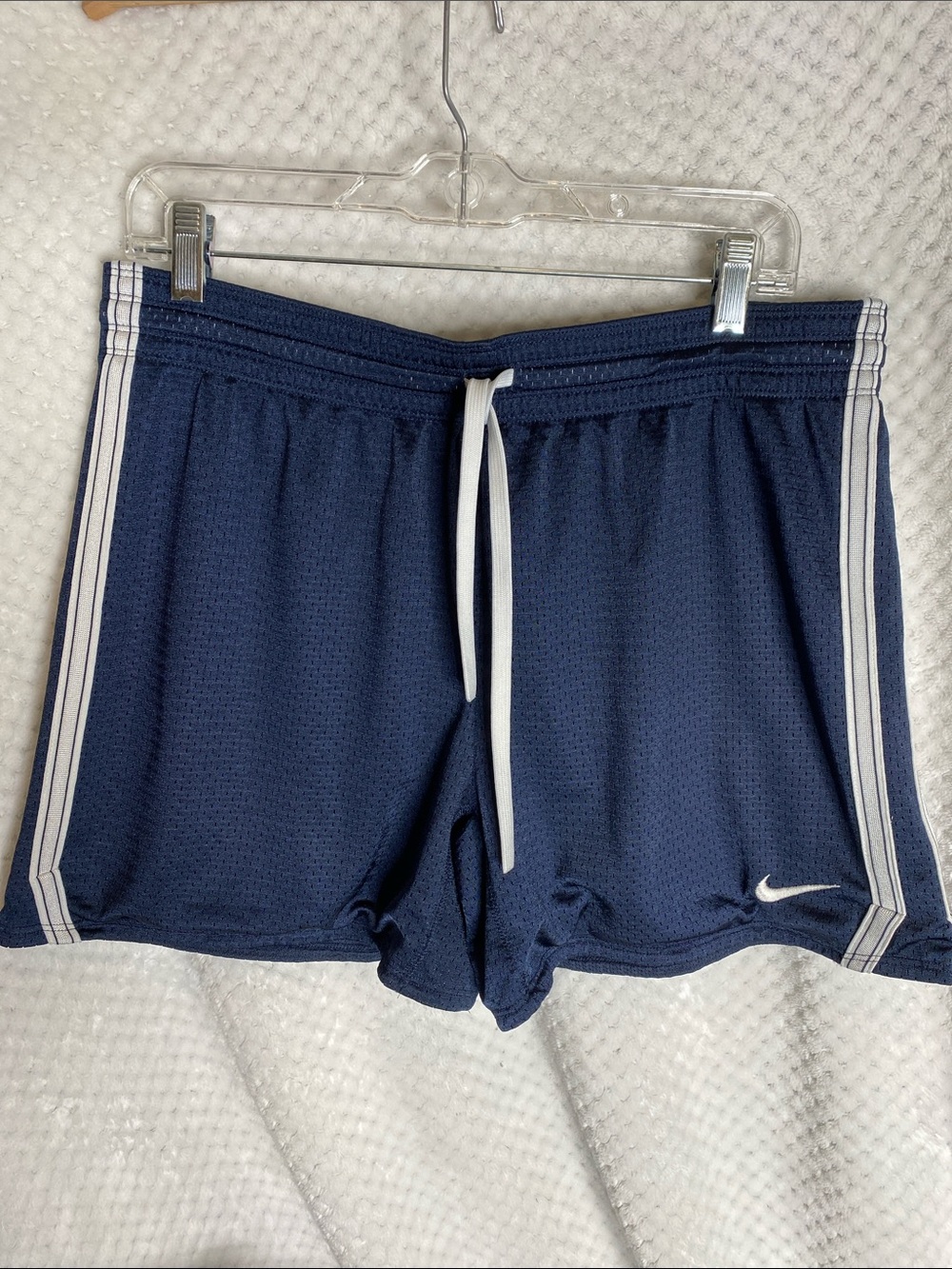 Nike Short Navy and White Mesh Athletic Shorts